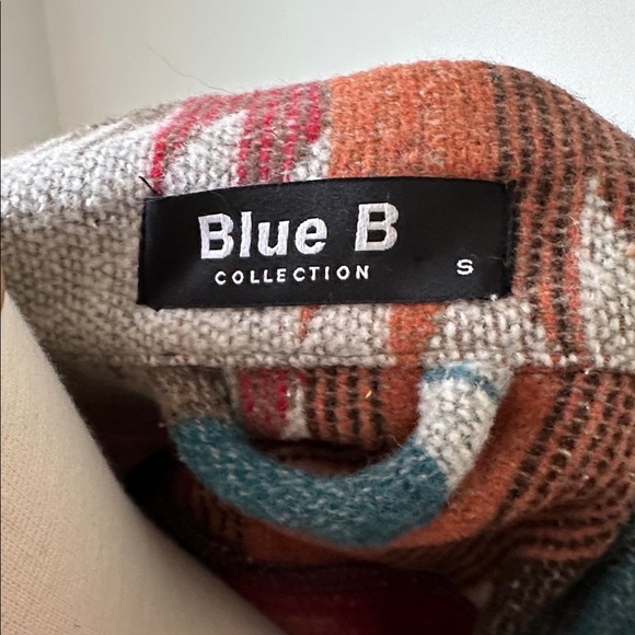 EUC Blue B Collection Southwestern Patterned Button Down Jacket - Picture 4 of 4